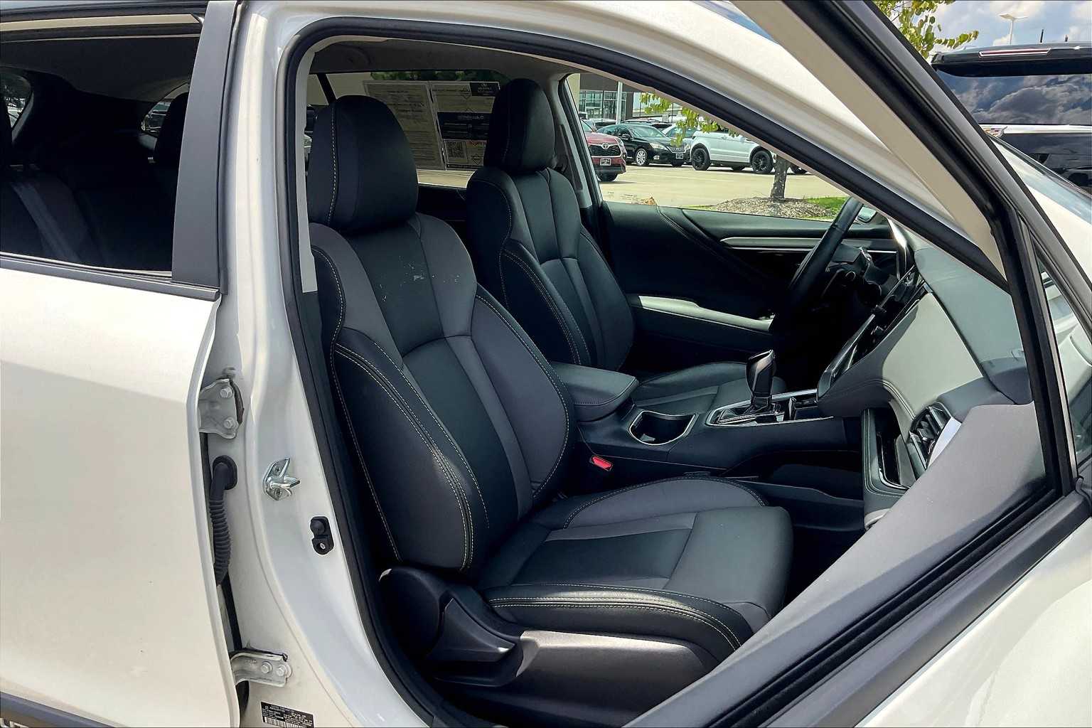 2024 Subaru Outback Onyx Edition photo 7