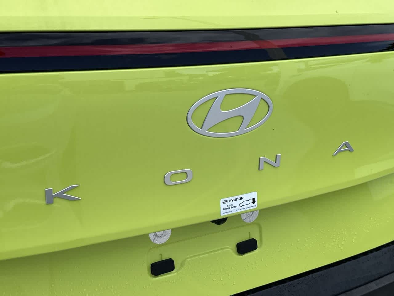 2026 Hyundai Kona SEL photo 9