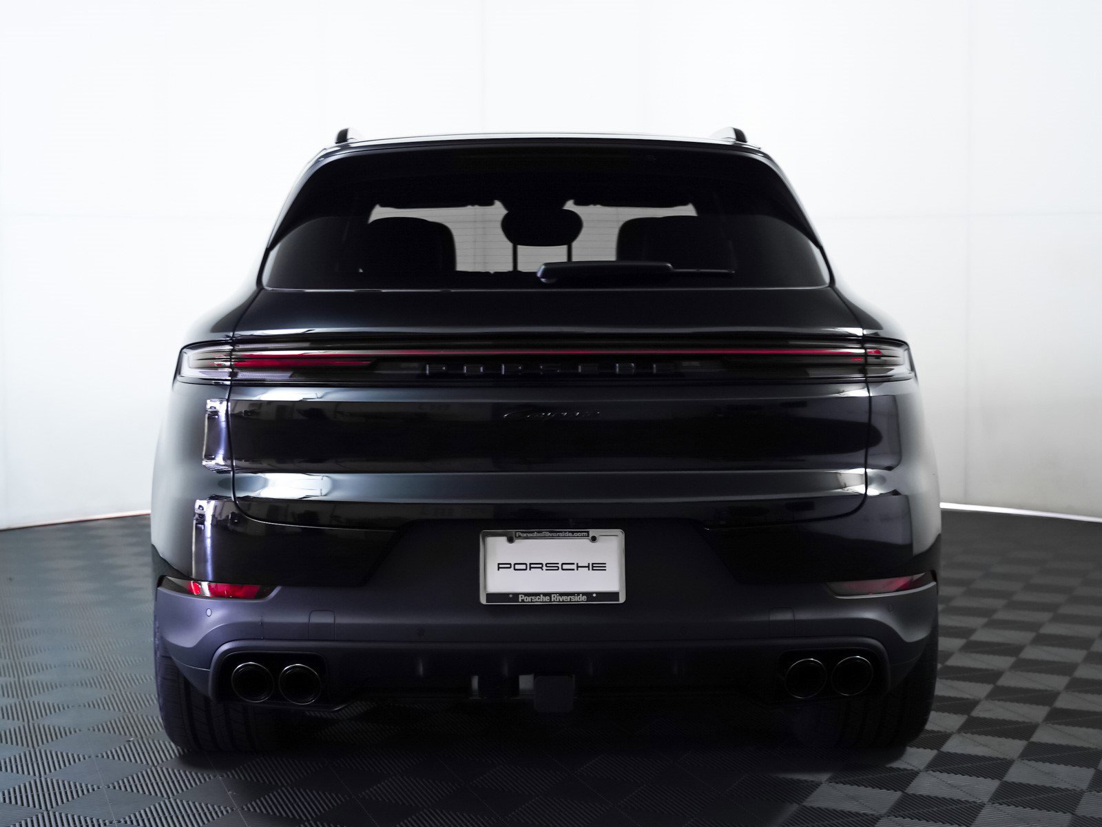 2025 Porsche Cayenne E-Hybrid photo 11