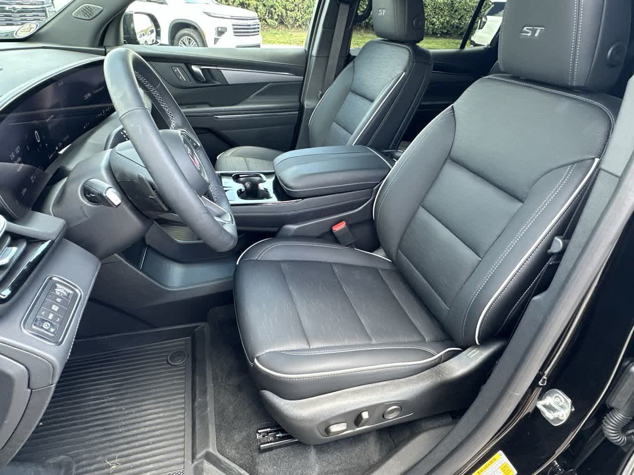 2025 Buick Enclave Sport Touring photo 20
