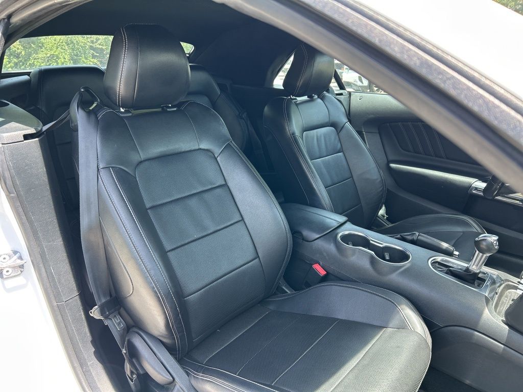 2023 Ford Mustang EcoBoost Premium photo 40