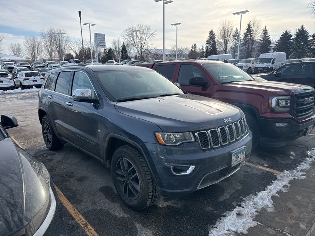 2019 Jeep Grand Cherokee Limited's photo