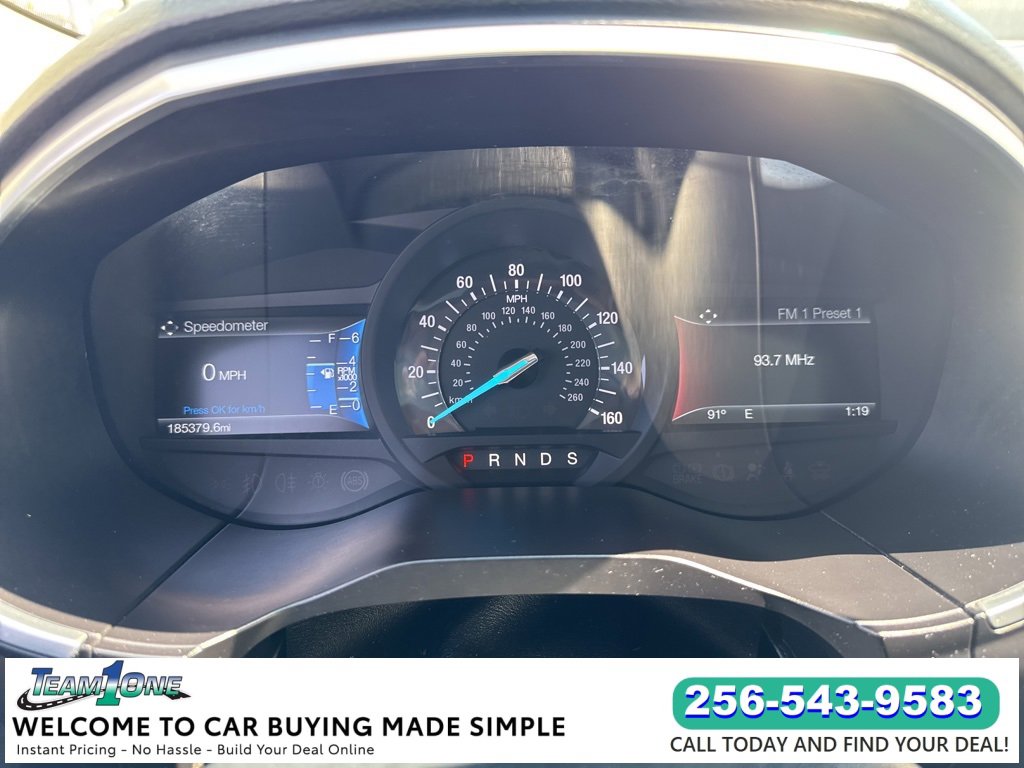 2017 Ford Edge Titanium photo 4