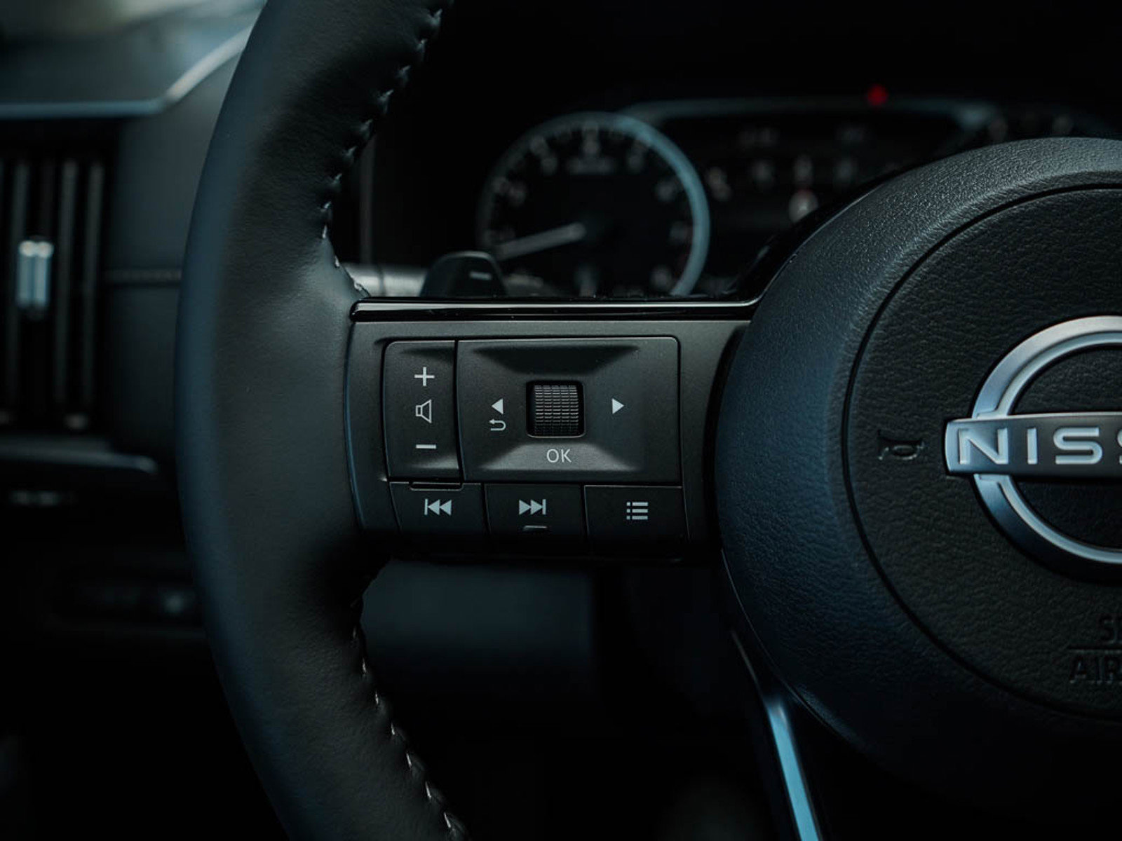 2025 Nissan Pathfinder SL photo 20