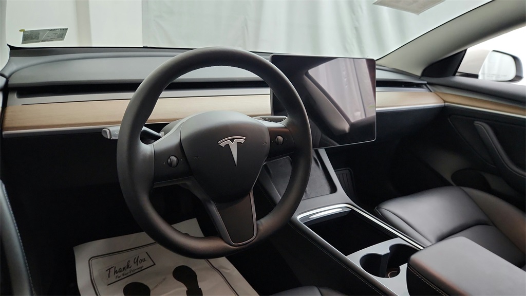 2023 Tesla Model 3 photo 14