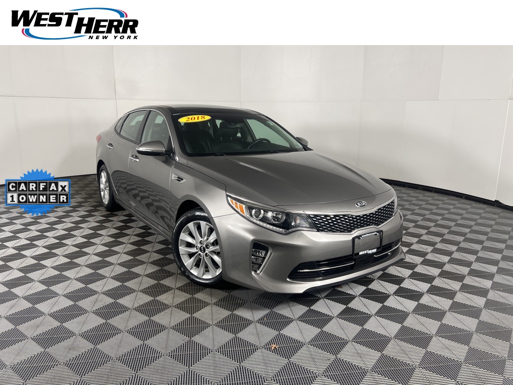 2018 Kia Optima EX's photo