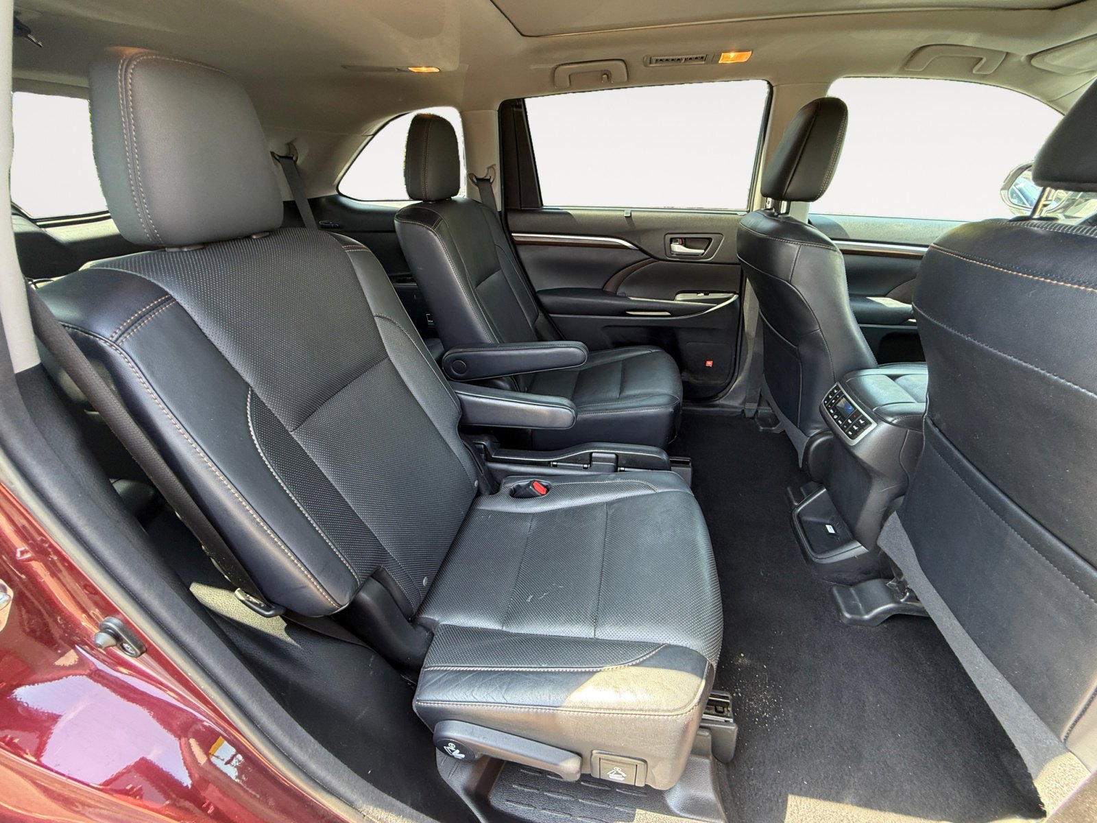 2016 Toyota Highlander Base Hybrid photo 18