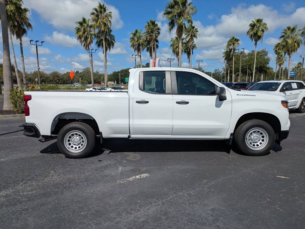 2022 Chevrolet Silverado 1500 photo 3