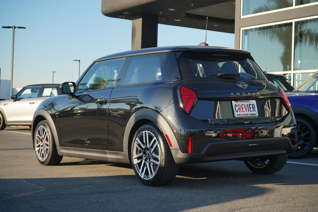 2026 Mini Cooper 2 Door Hardtop Signature photo 3