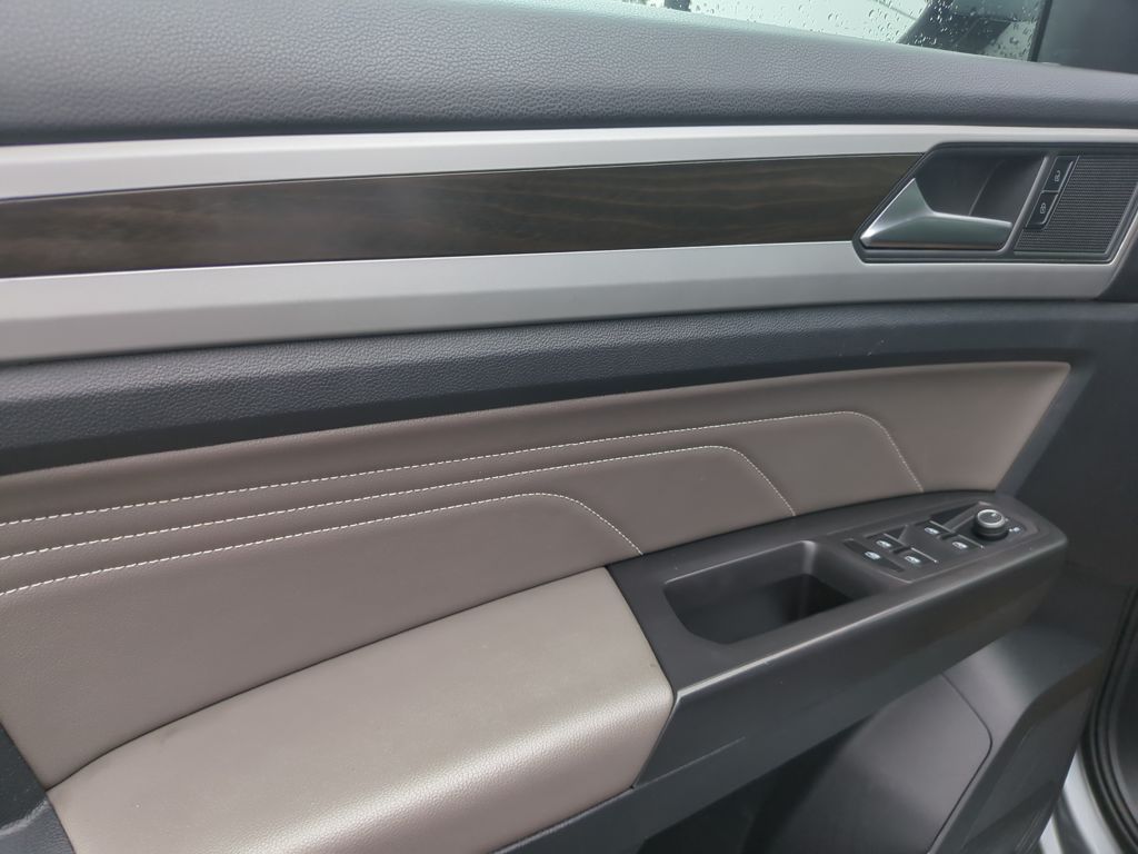 2022 Volkswagen Atlas V6 SE Technology photo 12