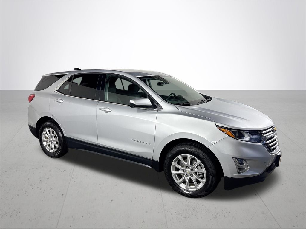 2020 Chevrolet Equinox LT photo 4