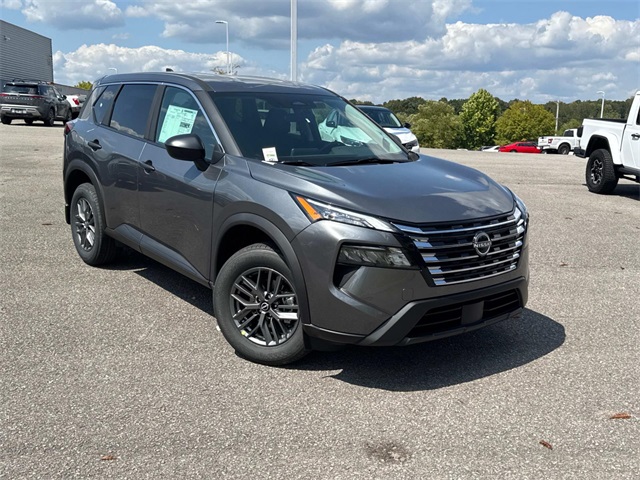 2026 Nissan Rogue S photo 2