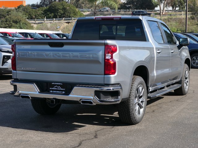 2026 Chevrolet Silverado 1500 LT photo 2