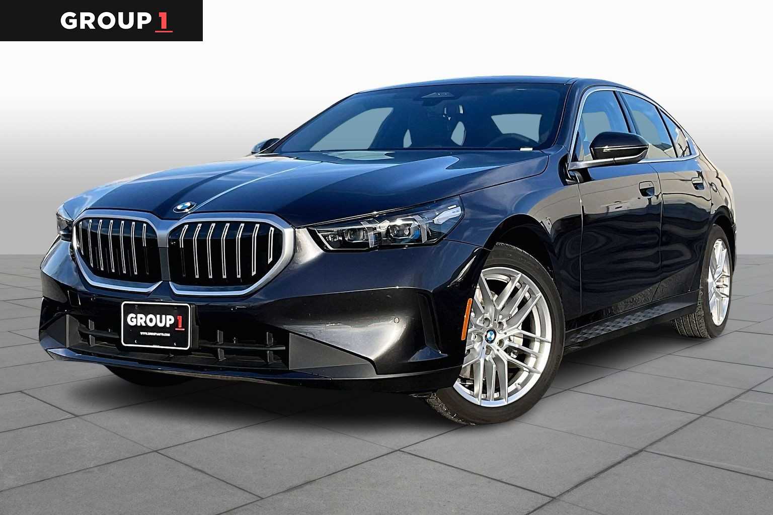 2025 BMW 5 Series 530i's photo