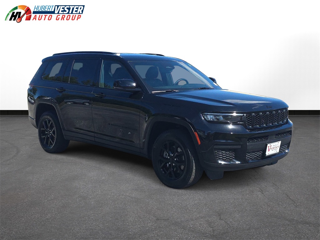 2024 Jeep Grand Cherokee Altitude photo 4