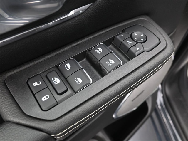 2026 Ram 1500 Laramie photo 12