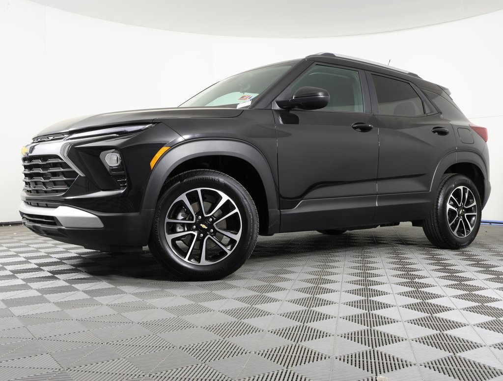 2025 Chevrolet Trailblazer LT's photo