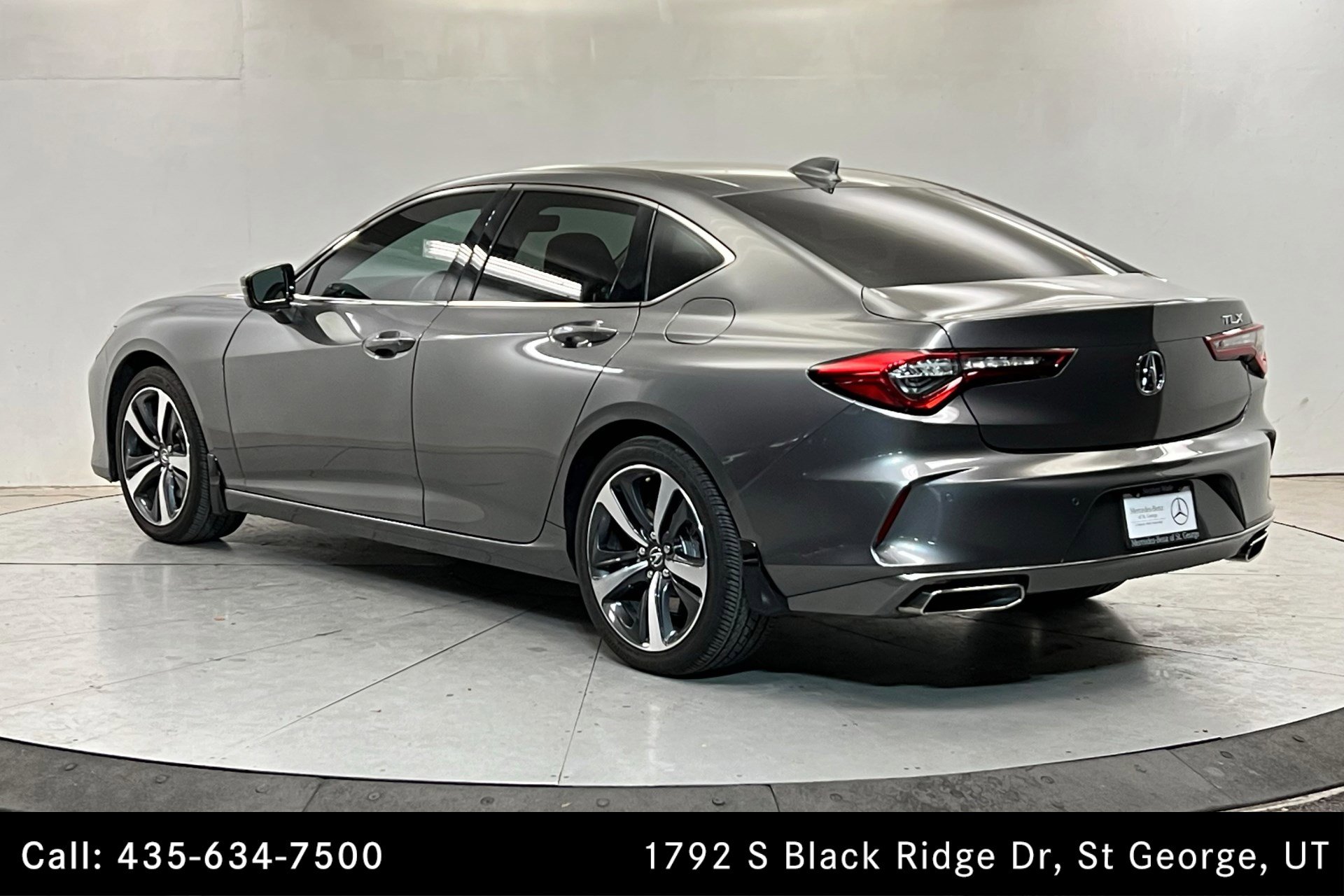 2025 Acura TLX Technology photo 3