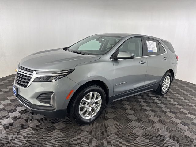2023 Chevrolet Equinox LT photo 3