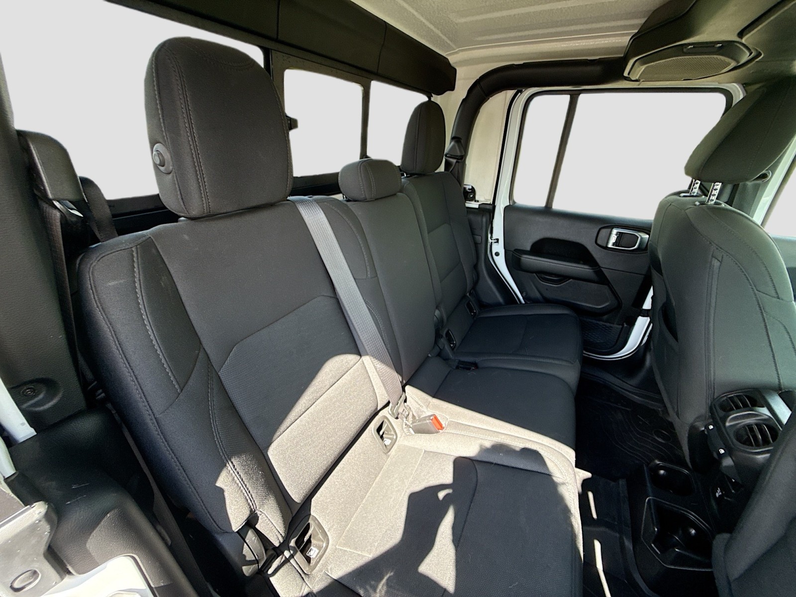 2021 Jeep Gladiator Overland photo 23