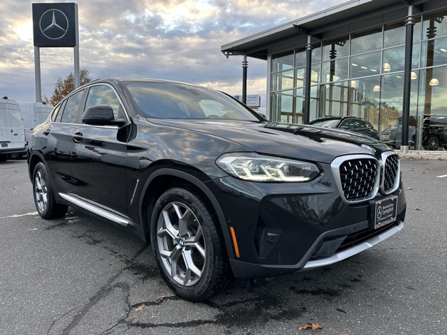 2024 BMW X4 30i's photo