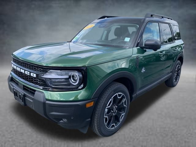 2025 Ford Bronco Sport Outer Banks photo 3