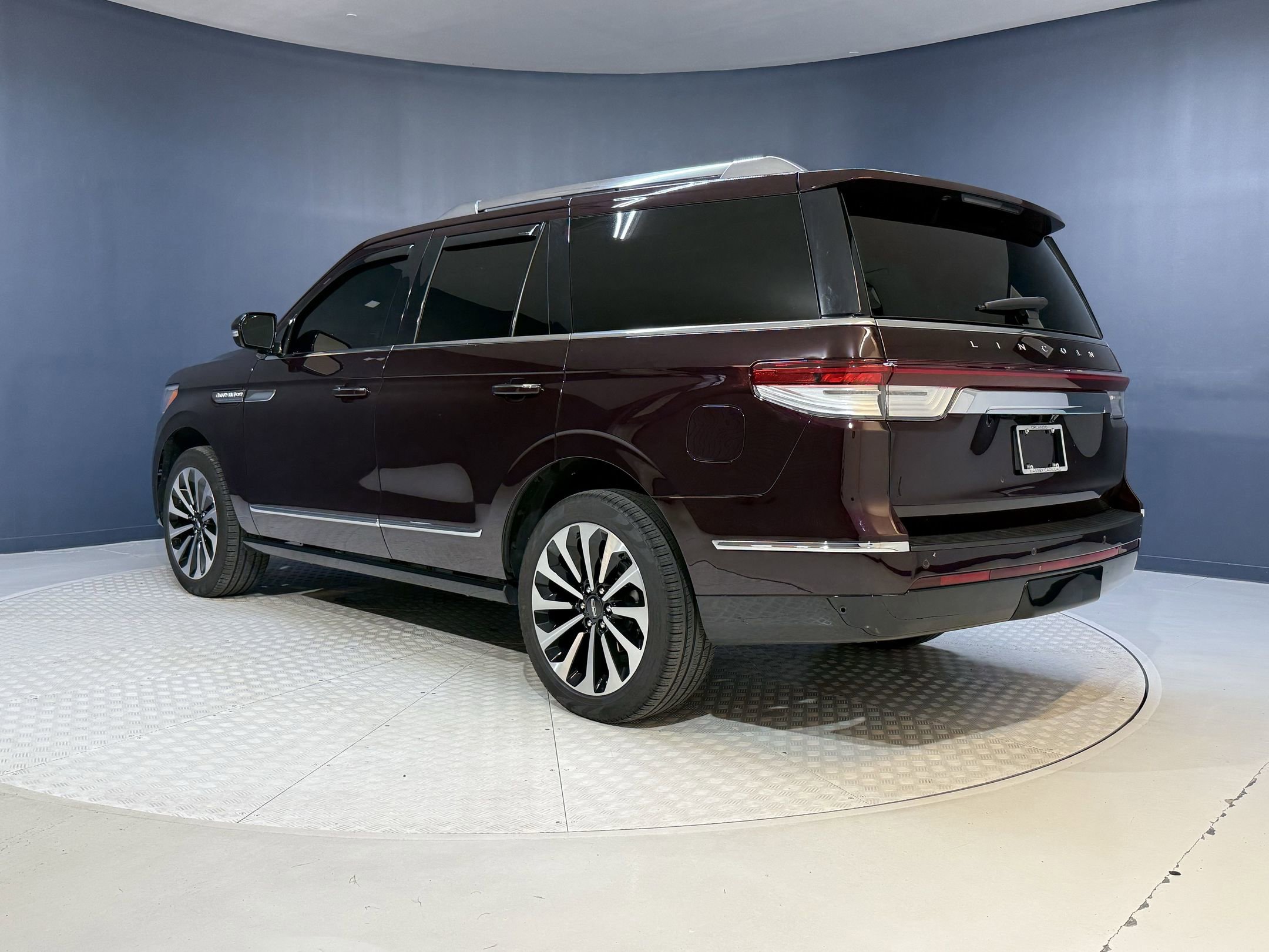 2024 Lincoln Navigator Reserve photo 3