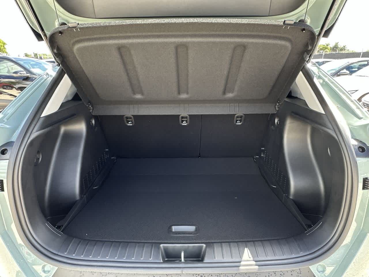 2026 Hyundai Kona SEL photo 23