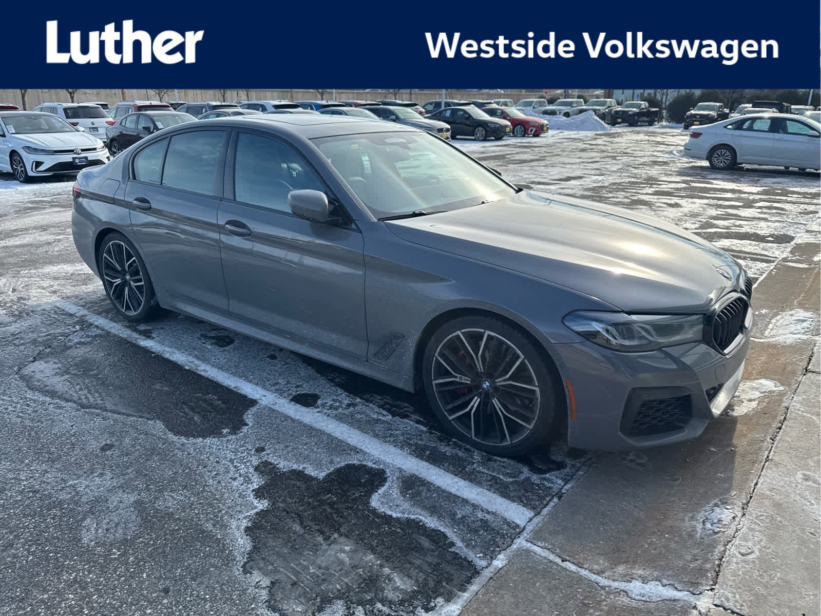 2021 BMW 5 Series M550i's photo