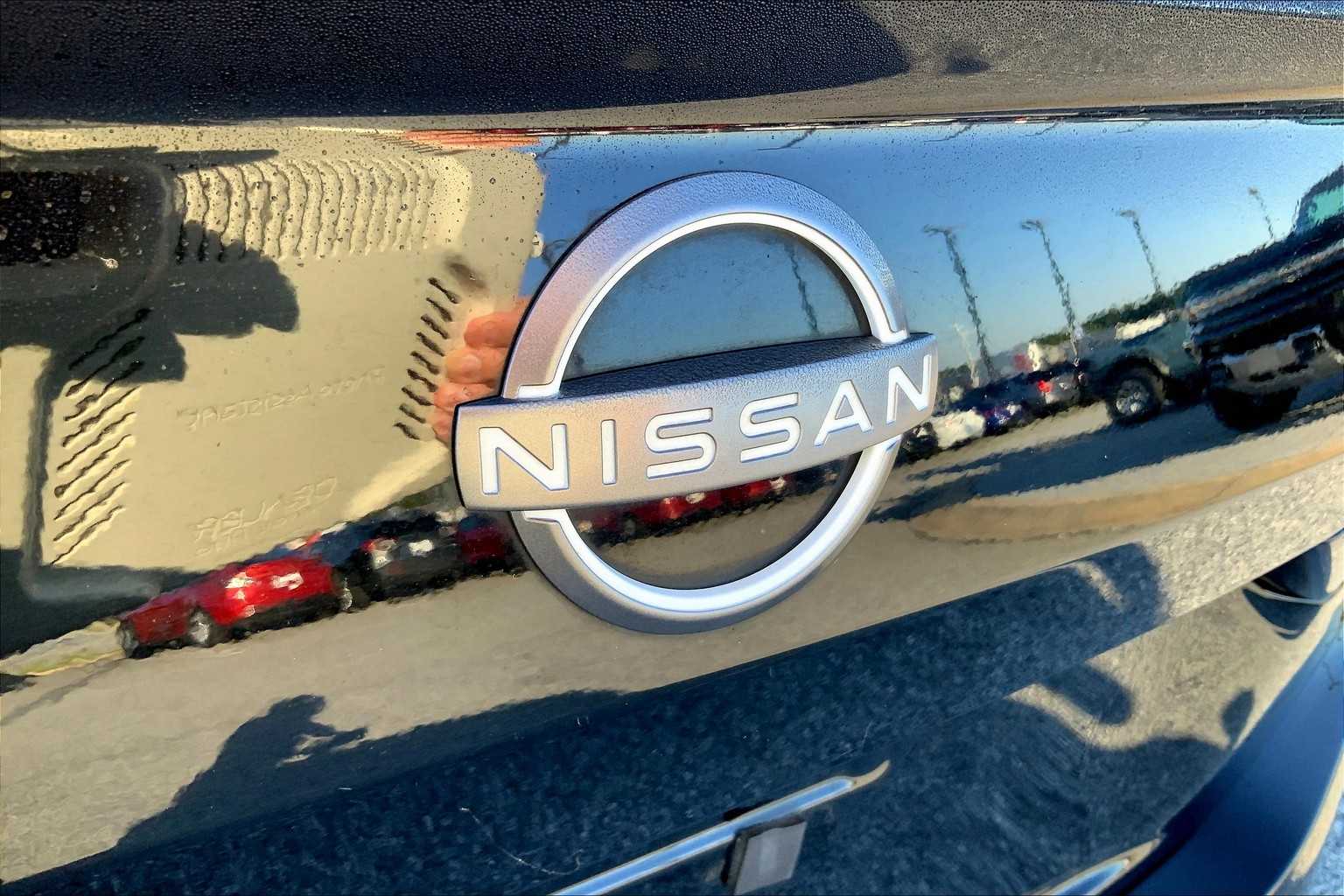 2024 Nissan Altima 2.5 SV photo 9
