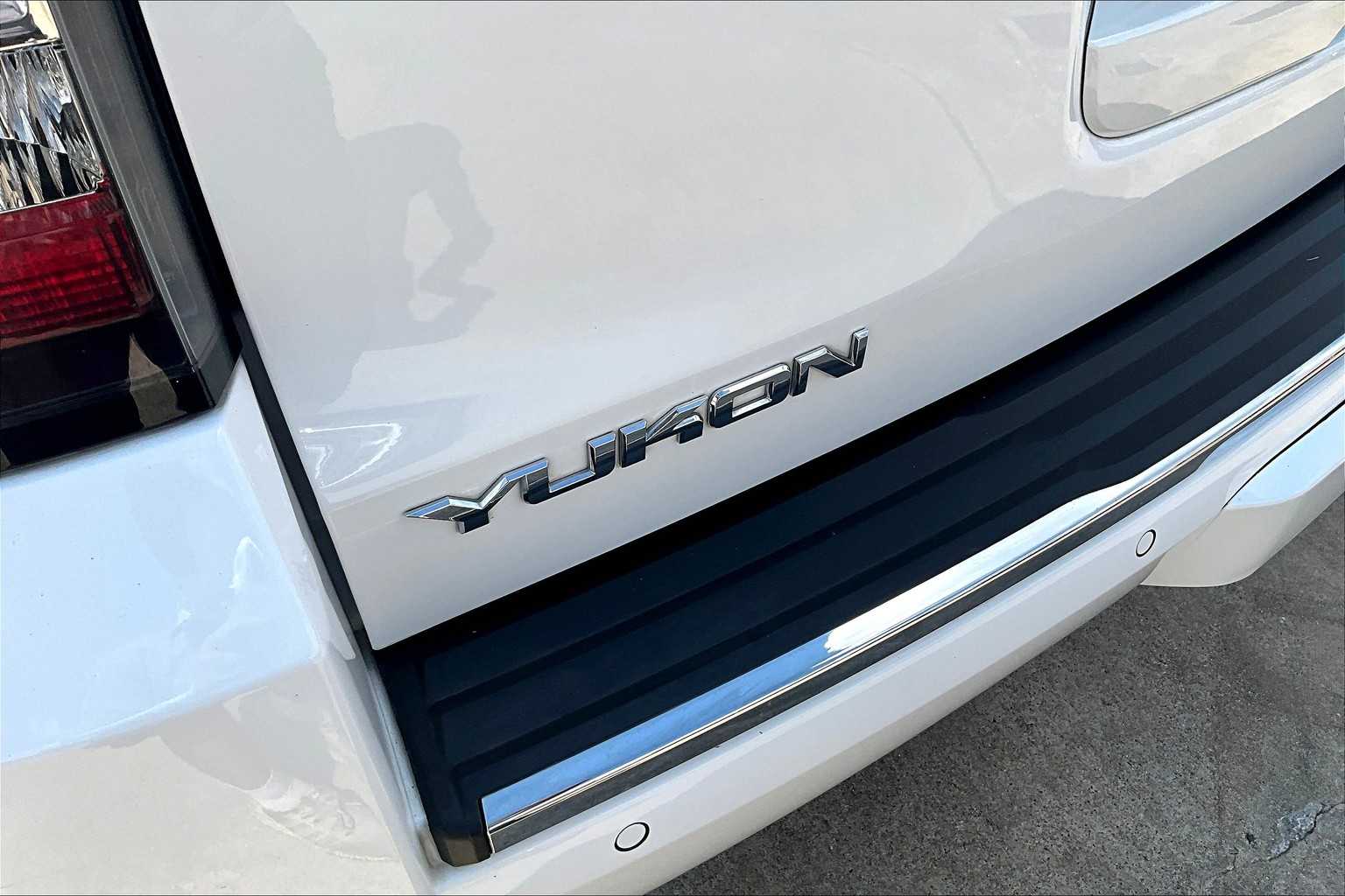 2017 Gmc Yukon Denali photo 29