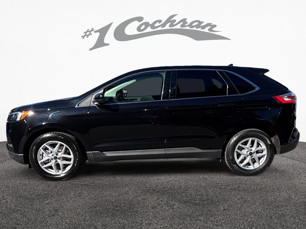 2023 Ford Edge SEL photo 4