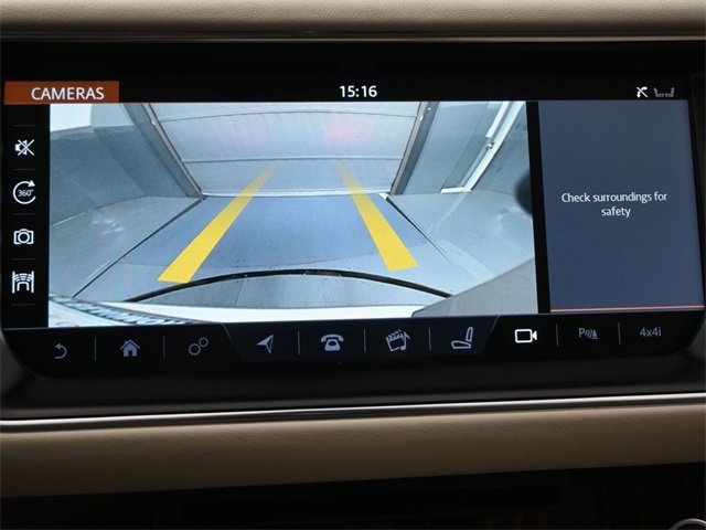 2017 Land Rover Range Rover SuperCharged photo 2