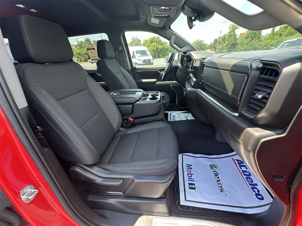2022 Chevrolet Silverado 1500 LT photo 23