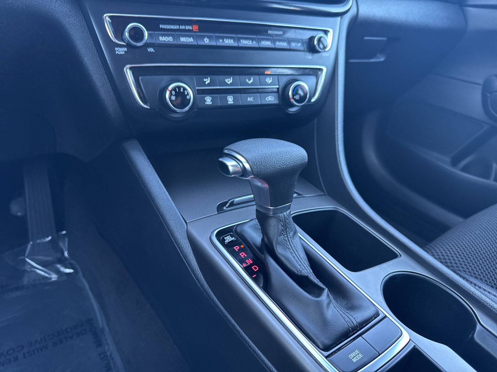 2020 Kia Optima S photo 19