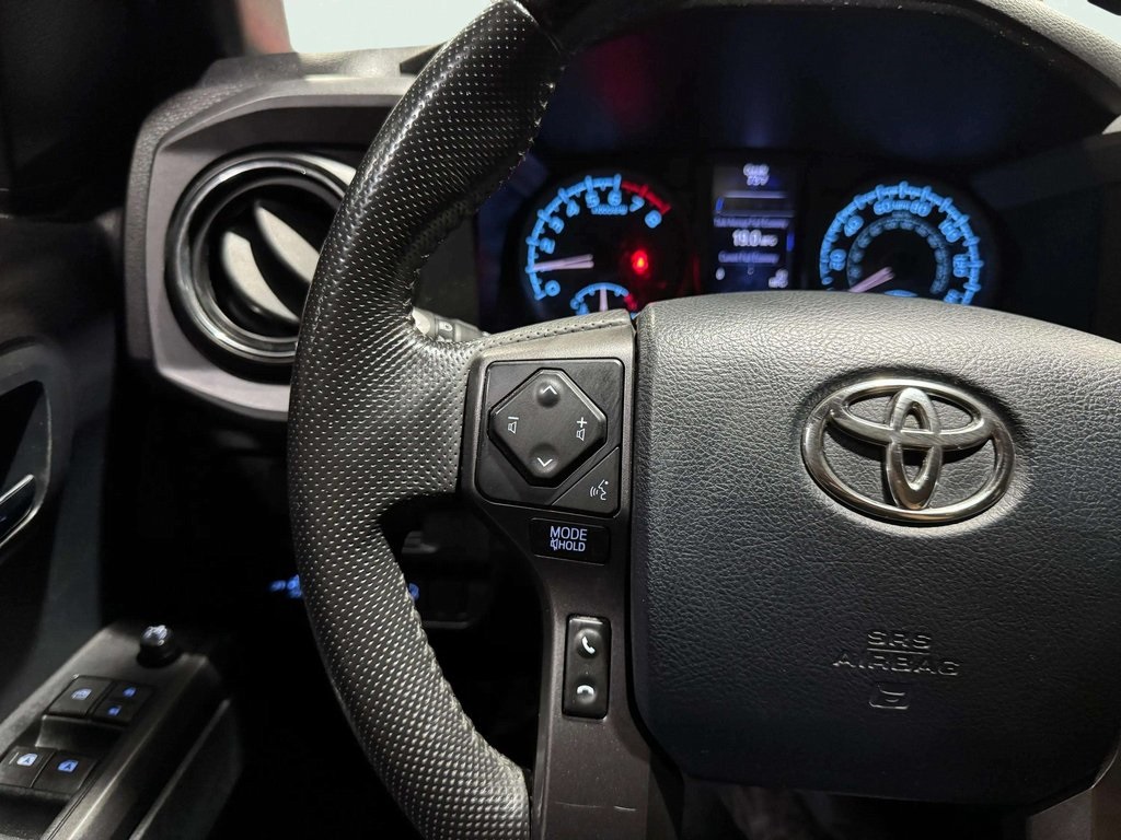 2019 Toyota Tacoma SR5 photo 15