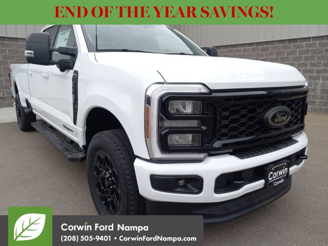 2026 Ford F-350 Super Duty XLT's photo