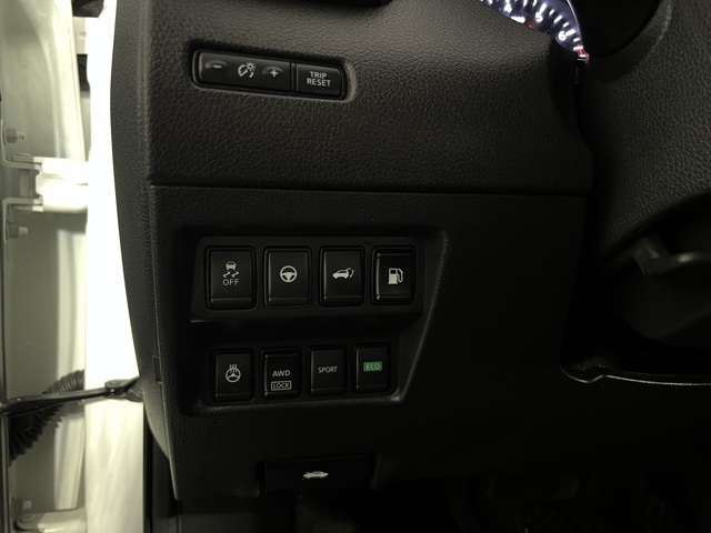 2019 Nissan Rogue SL photo 15