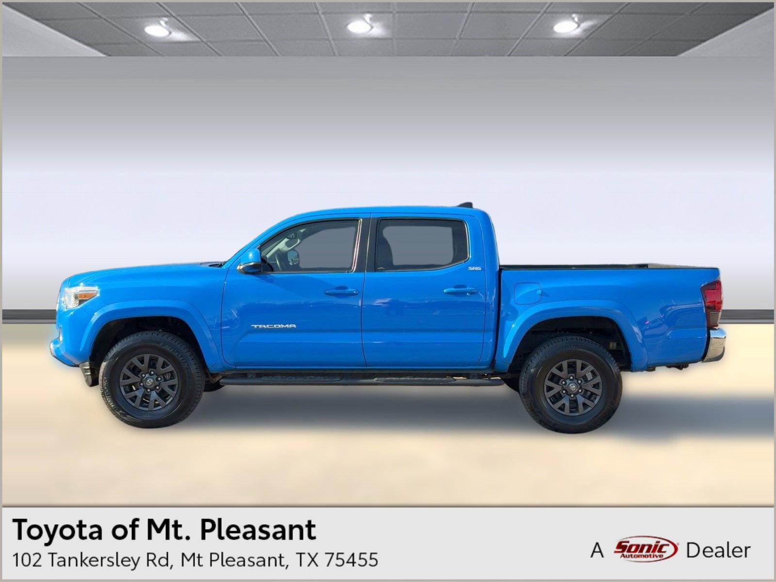 2020 Toyota Tacoma SR5's photo