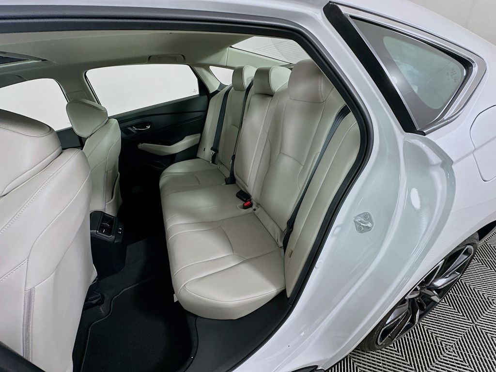 2025 Honda Accord Hybrid Touring photo 21