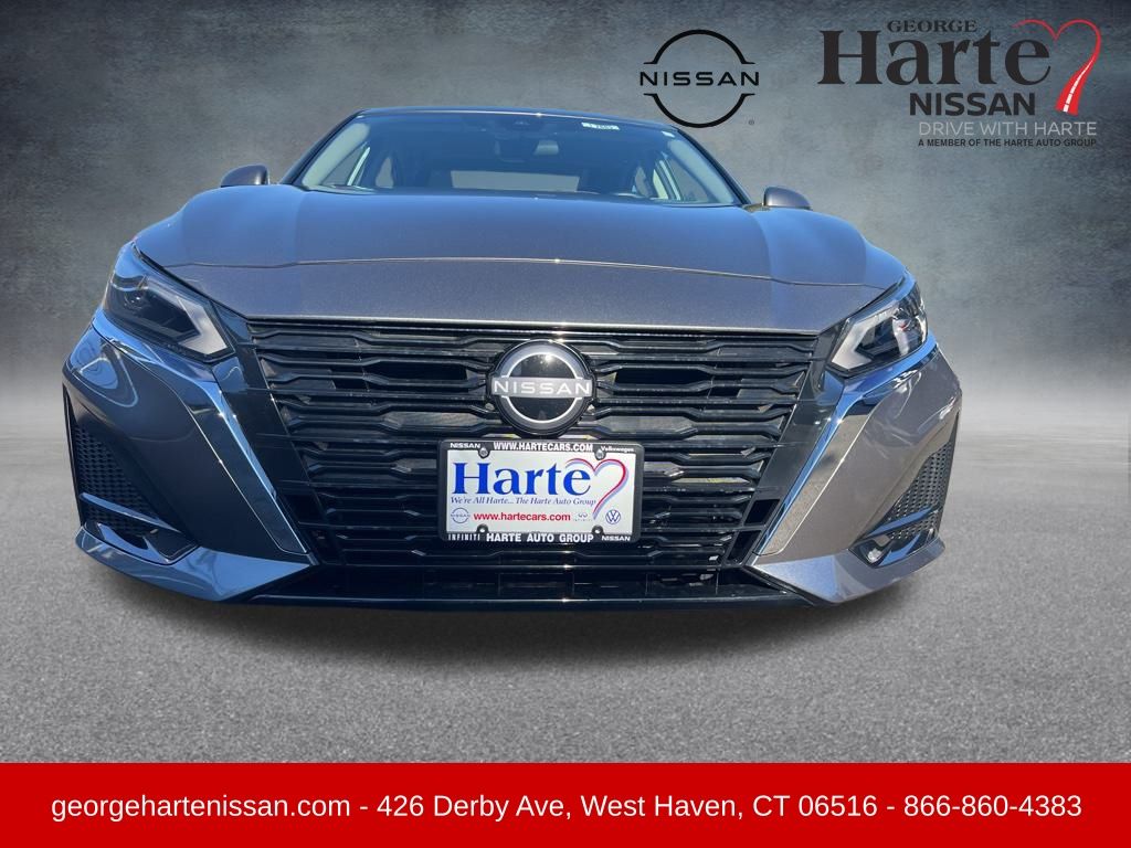 2025 Nissan Altima SV's photo