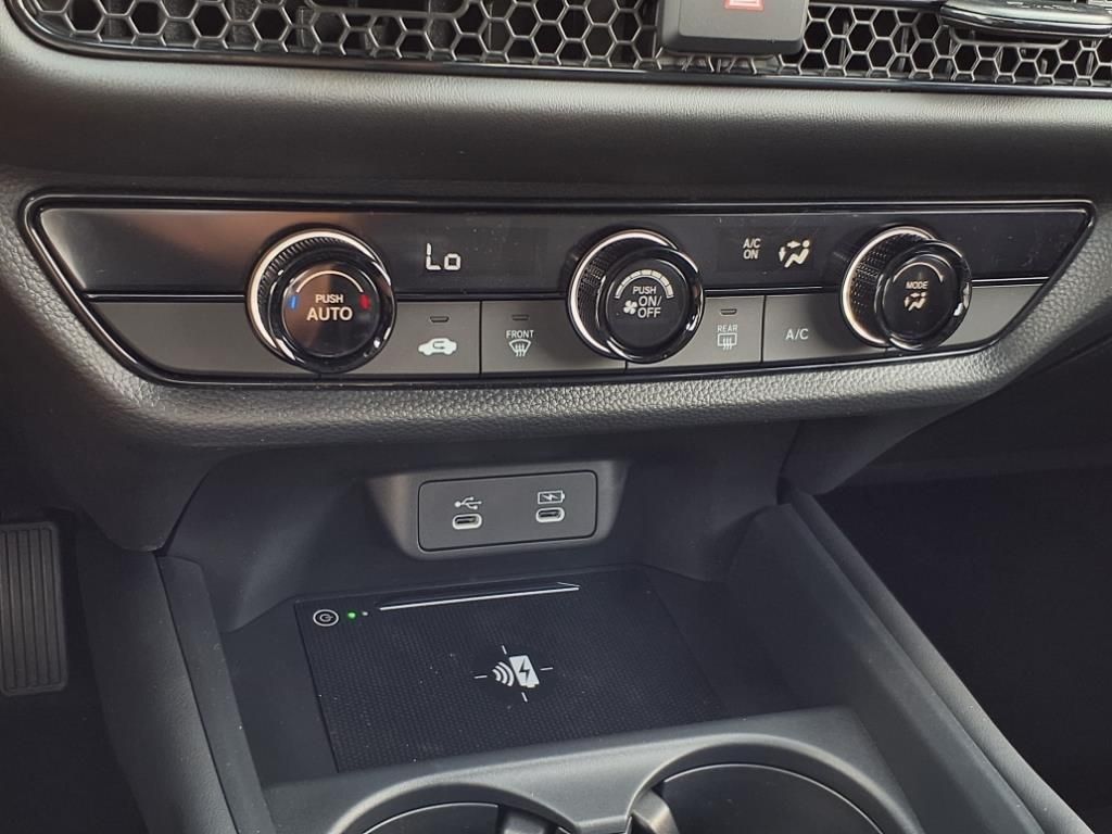 2026 Honda HR-V LX photo 22