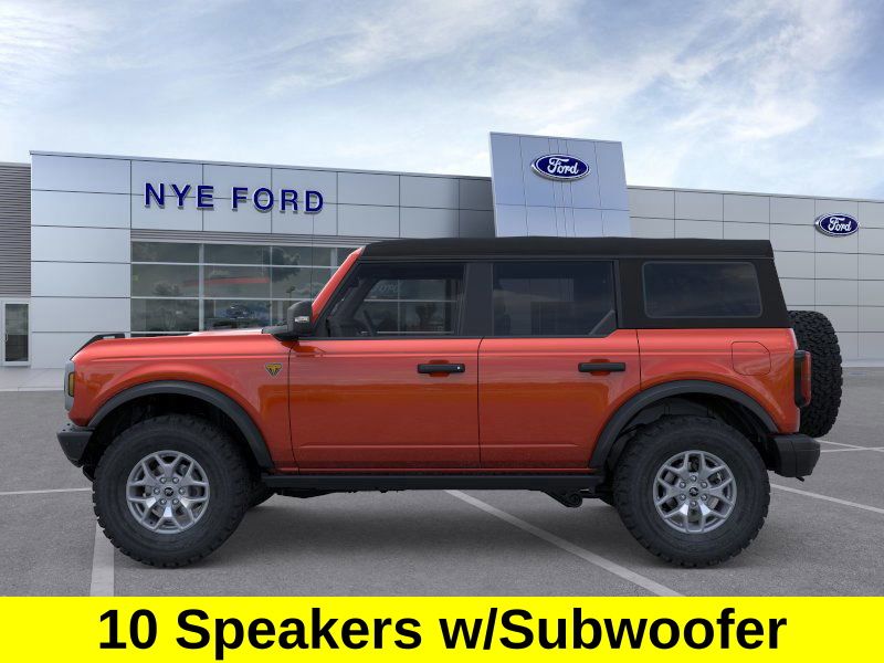 2024 Ford Bronco Badlands photo 3
