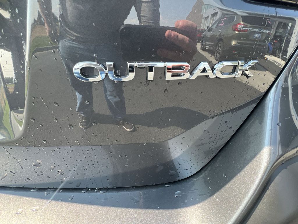 2025 Subaru Outback Premium photo 28