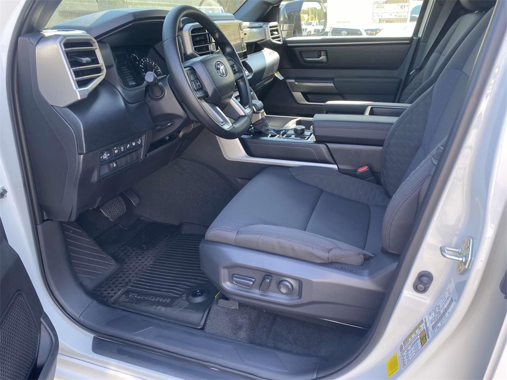 2026 Toyota Tundra SR5 CrewMax photo 10