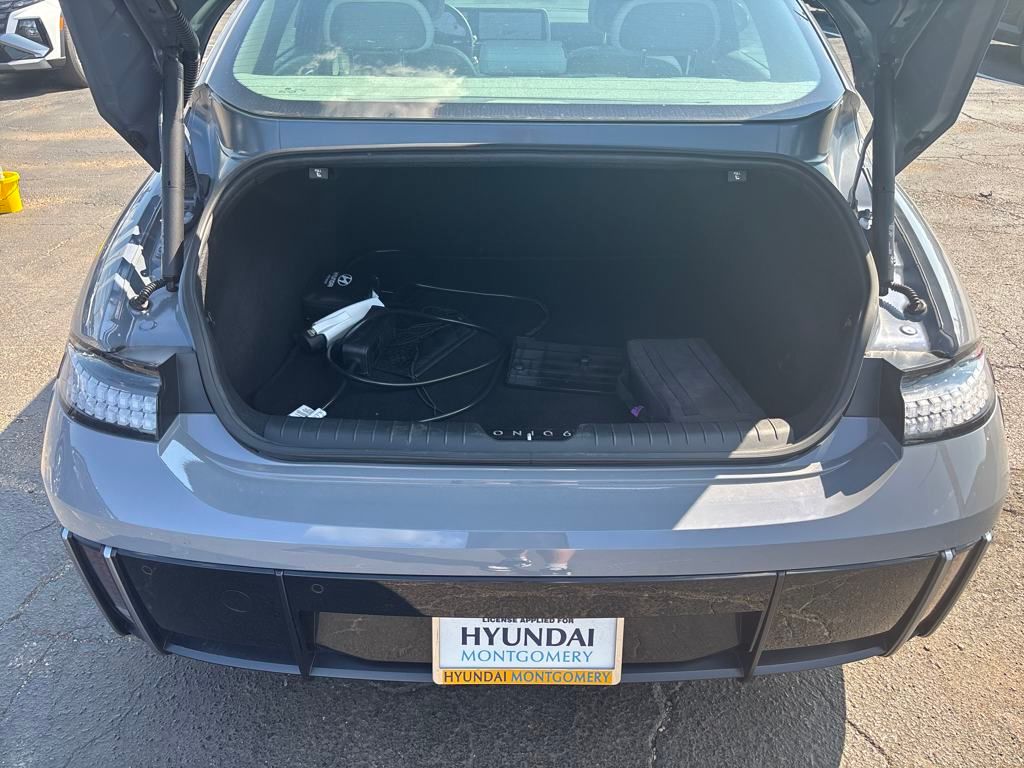 2023 Hyundai Ioniq 6 SEL photo 4