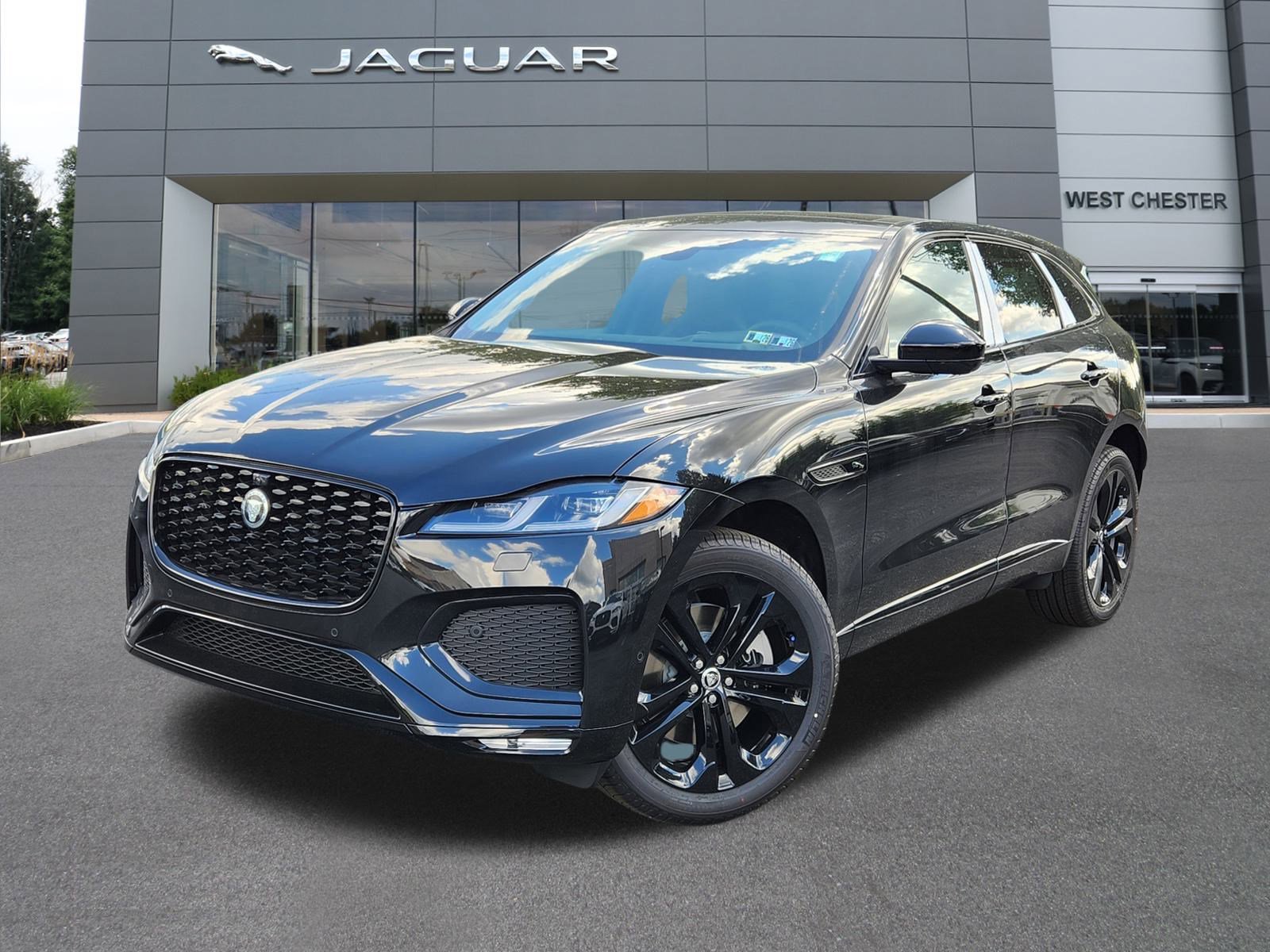 2026 Jaguar F-Pace R-Dynamic S's photo