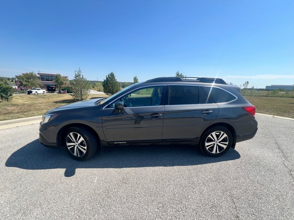 2019 Subaru Outback 3.6R Limited photo 8
