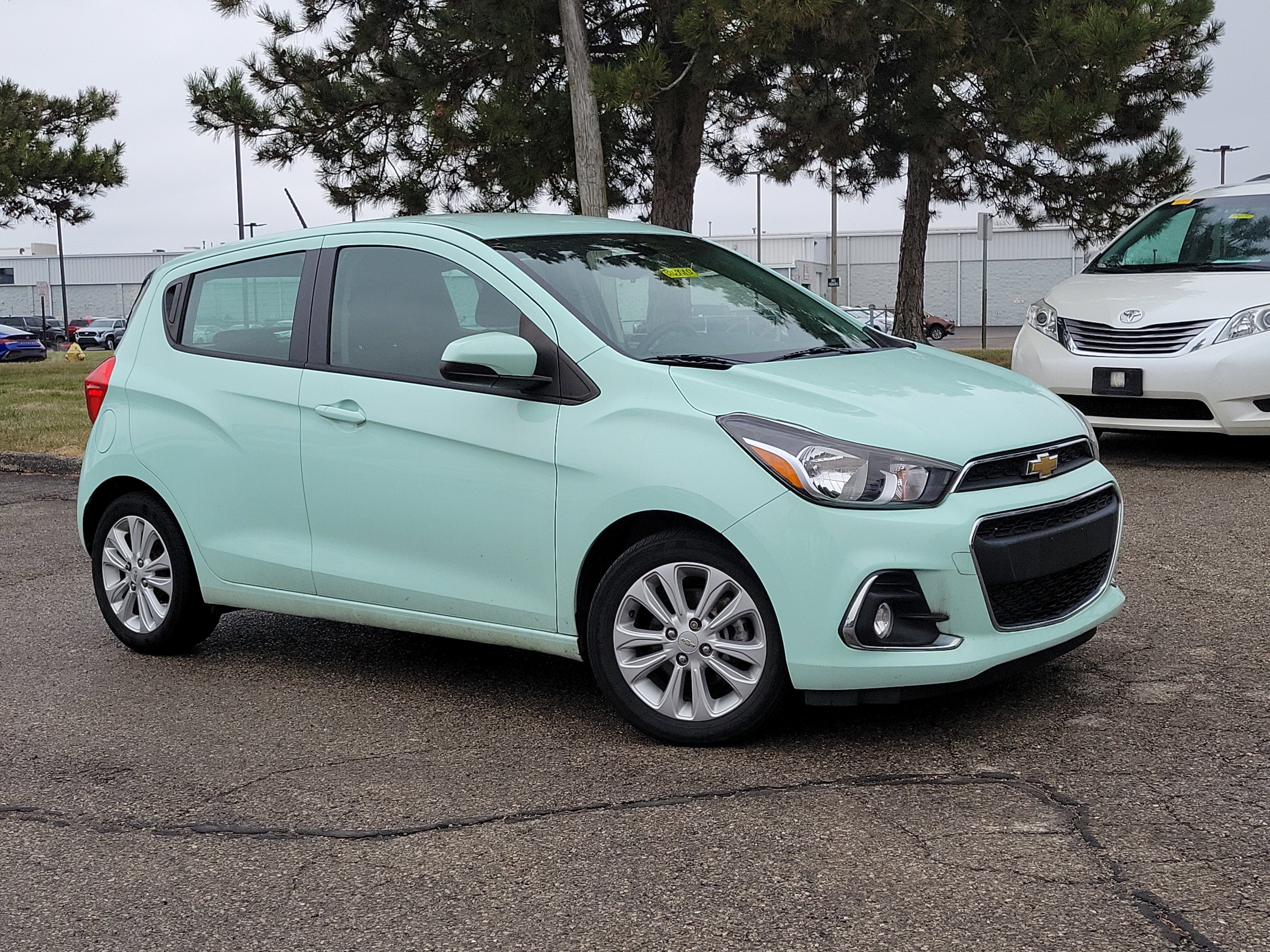 2017 Chevrolet Spark 1LT's photo