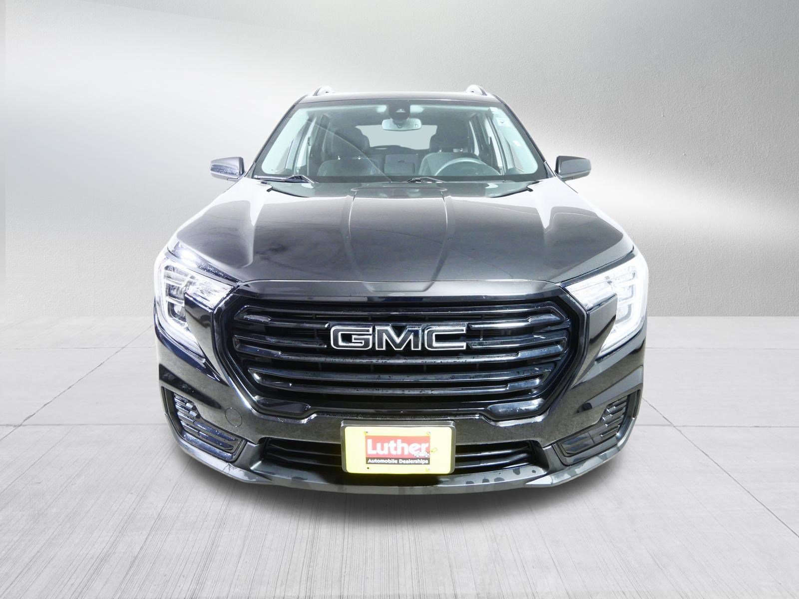 Used 2022 GMC Terrain SLE with VIN 3GKALTEV7NL186331 for sale in Brooklyn Center, Minnesota